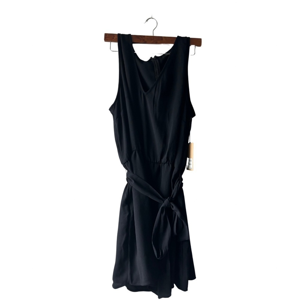 NWT Halogen black sleeveless‎ romper size L